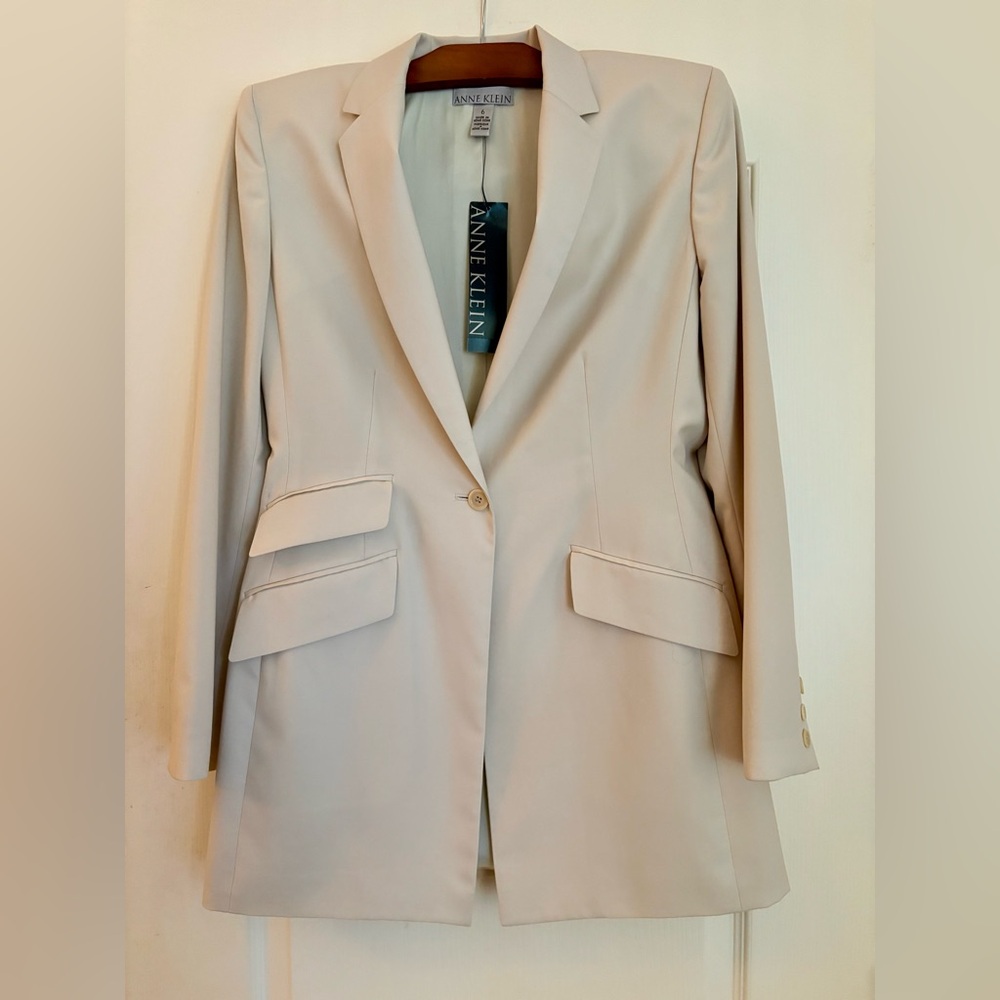 Anne Klein Cream Jacket and Pantsuit